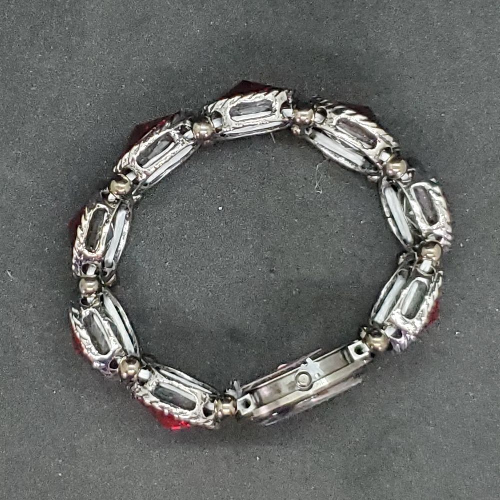 Strada Red Watch  - Picture 7 of 16